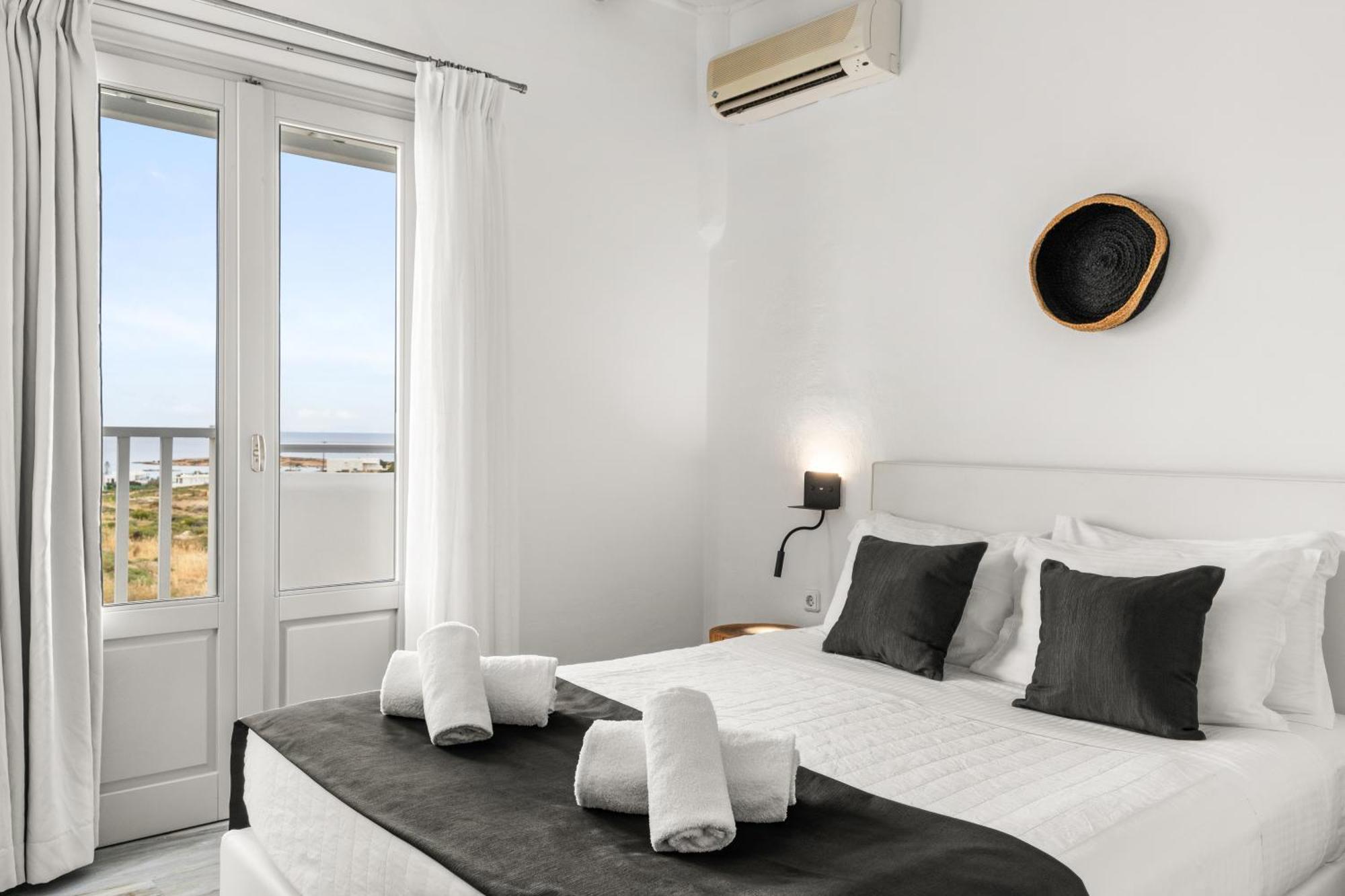 Mr And Mrs White Paros Hotel Náousa Exterior foto