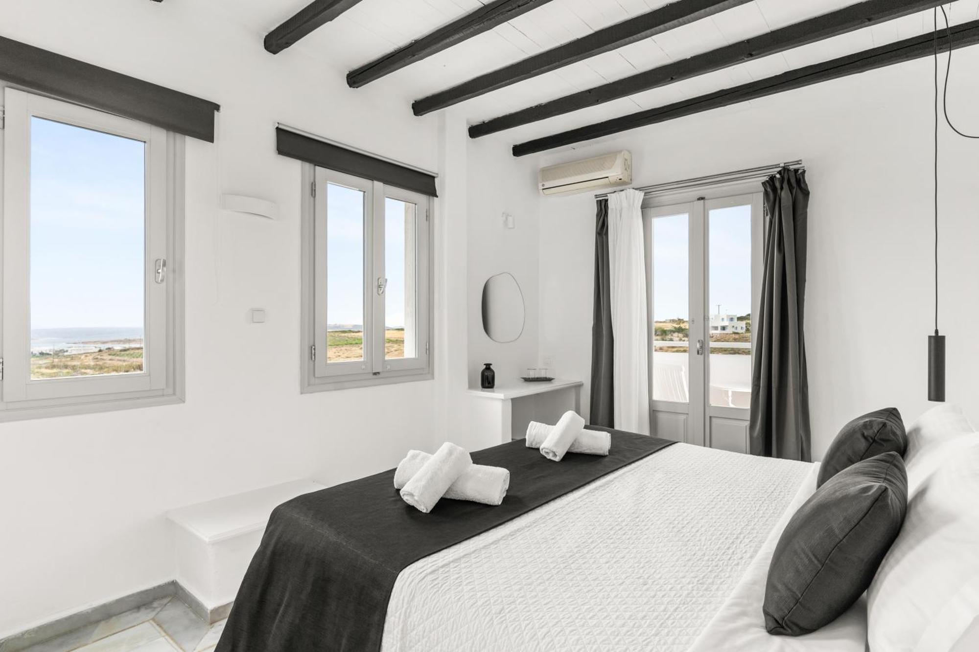 Mr And Mrs White Paros Hotel Náousa Exterior foto